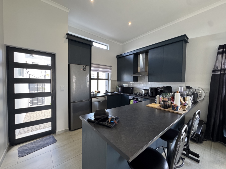 3 Bedroom Property for Sale in Sandown Western Cape